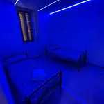 Golden House Nyaraló