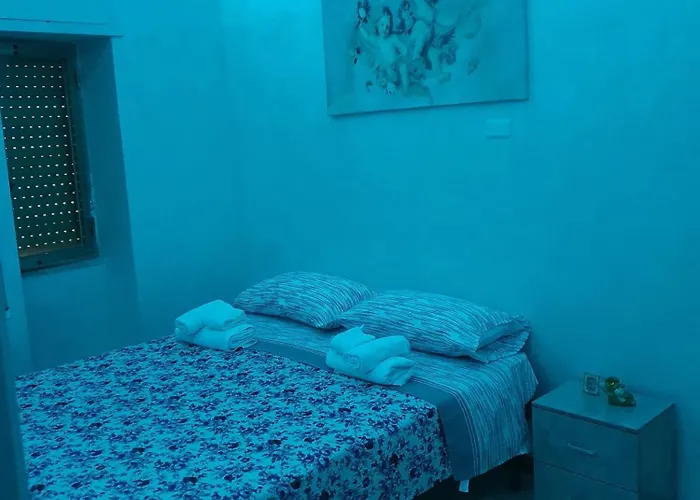 Golden House Pizzo (Calabria)